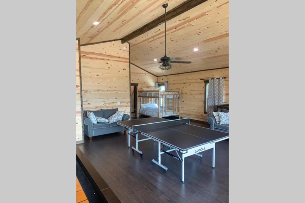 Chalet Village- Amazing Mountain Views - Piney Butt Place Gatlinburg Bagian luar foto