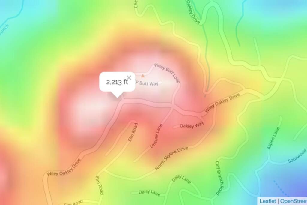 Chalet Village- Amazing Mountain Views - Piney Butt Place Gatlinburg Bagian luar foto