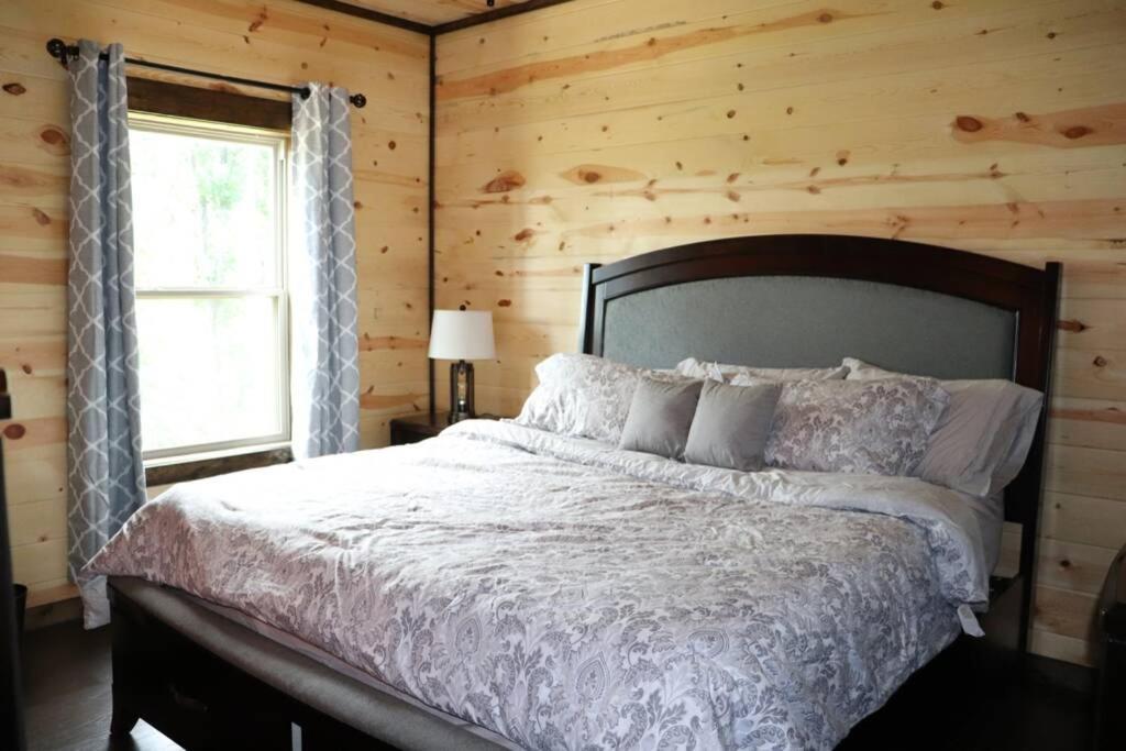Chalet Village- Amazing Mountain Views - Piney Butt Place Gatlinburg Bagian luar foto