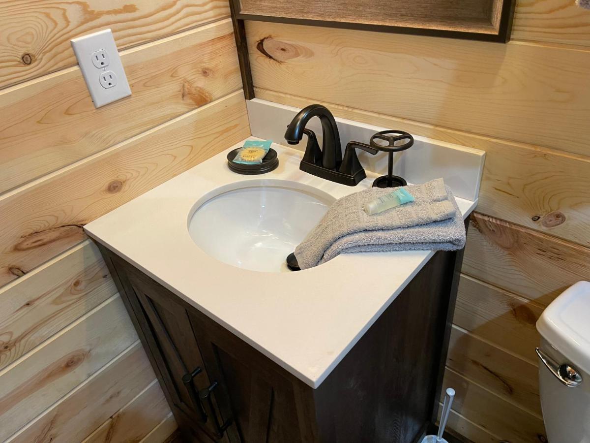 Chalet Village- Amazing Mountain Views - Piney Butt Place Gatlinburg Bagian luar foto