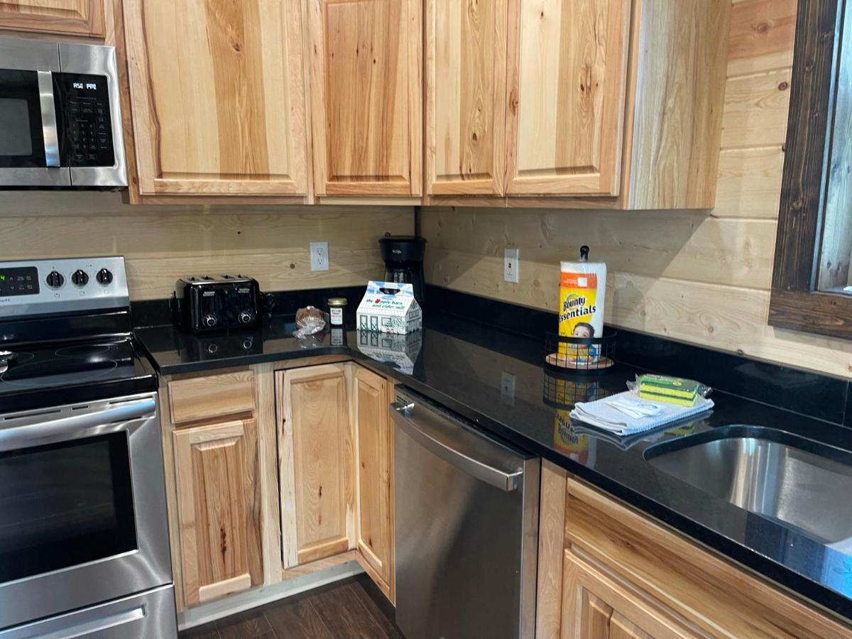 Chalet Village- Amazing Mountain Views - Piney Butt Place Gatlinburg Bagian luar foto